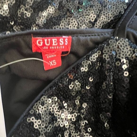 NWT women’s GUESS SL Kara sequin Ombre Dress. Size XS color is jet Black/Gold. - Picture 7 of 7